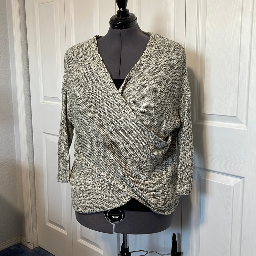 RD Style (stitch-fix) cross-front sweater size large